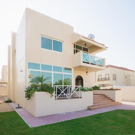Roda Boutique Villas Dubái Exterior foto