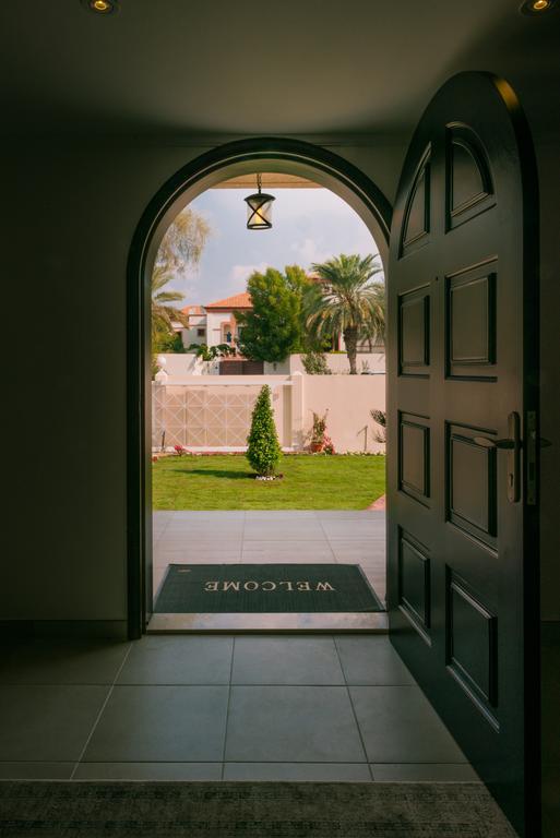 Roda Boutique Villas Dubái Exterior foto